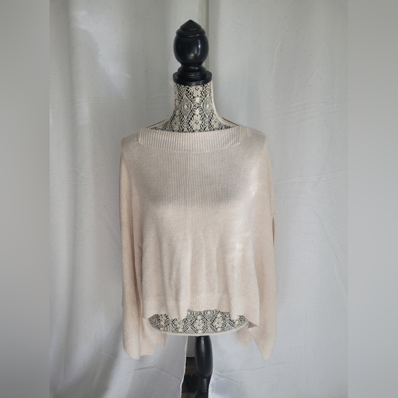 Lululemon Forward Flow Cape Soft Ivory Sz OS - Picture 3 of 13
